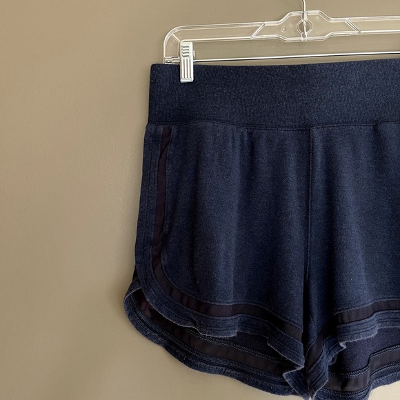 Athleta Breathe Shortie Short Navy Blue Size Medium Sheer Mesh Cutout Athletic - Picture 6 of 15